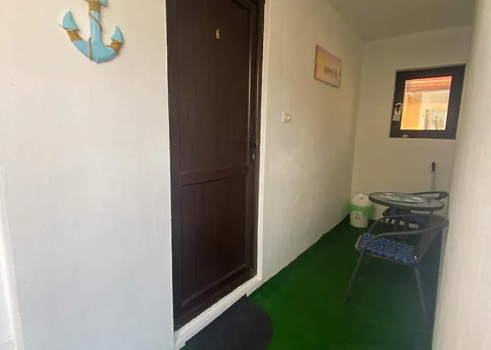 Axelandraboutique 3*