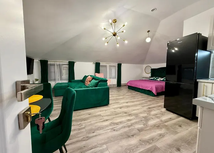 Axelandraboutique 3*